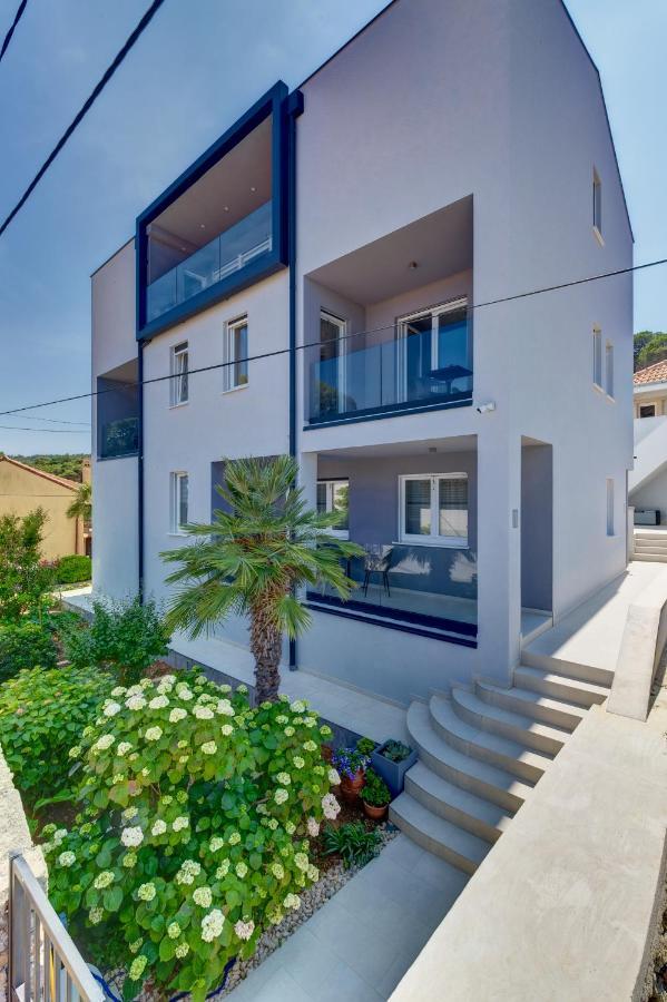 Apartments Hemetek Veli Losinj Exterior photo