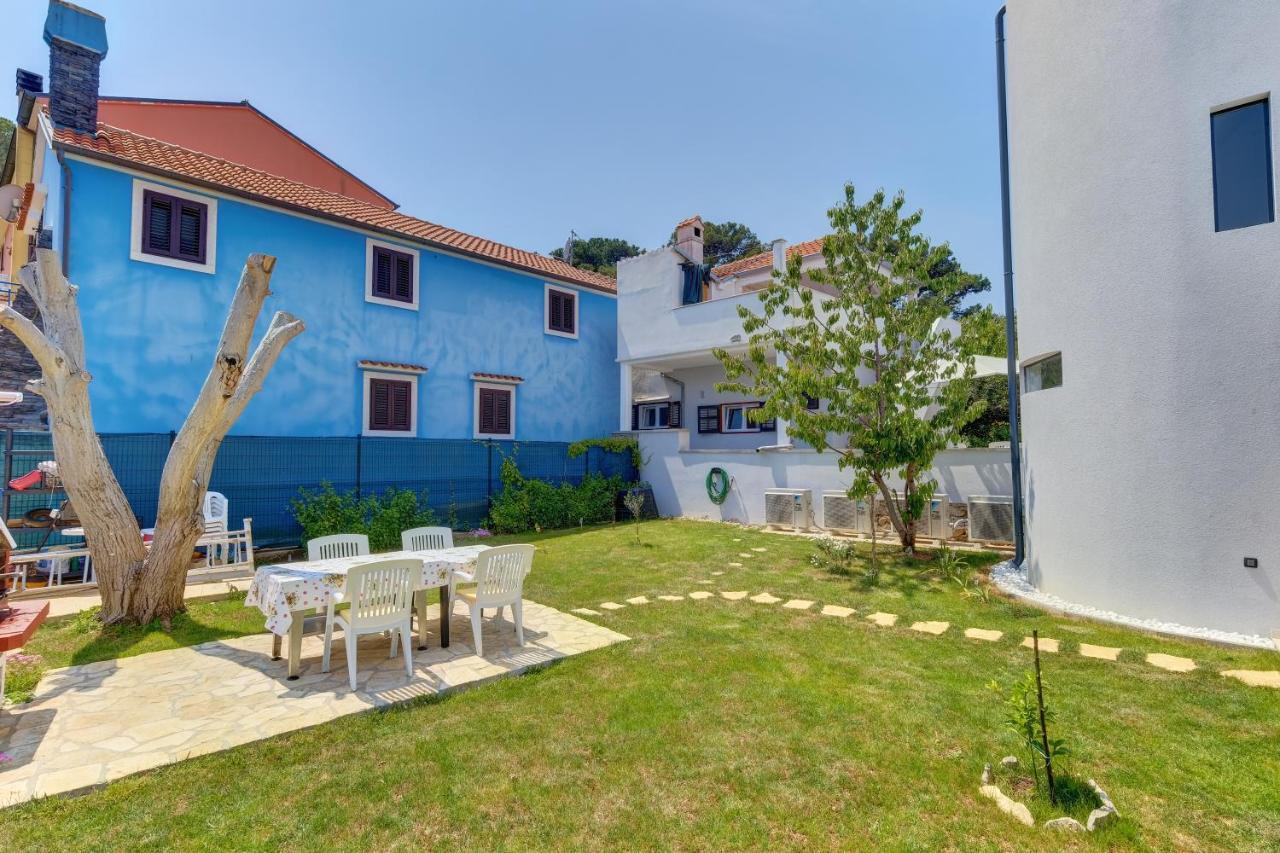 Apartments Hemetek Veli Losinj Exterior photo